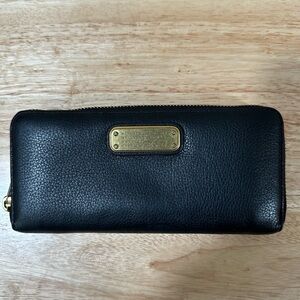 Marc By Marc Jacobs Black Leather Wallet with Gold Plate